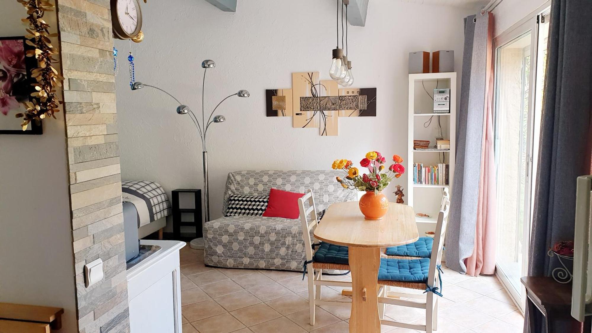 33 M2 Au Calme Proche Hyeres Holiday home *